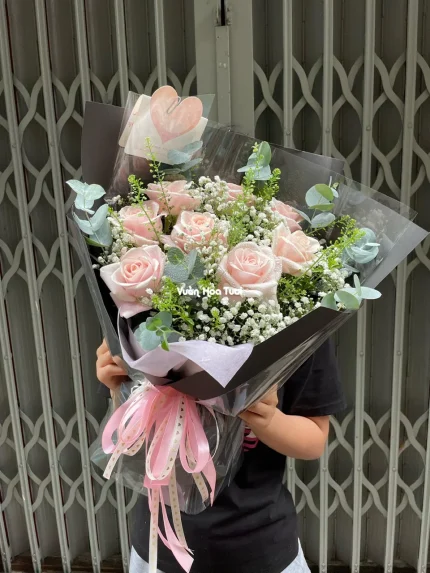 Bó Hoa Hẹn Hò Ngọt Ngào Hồng Kem Say Đắm