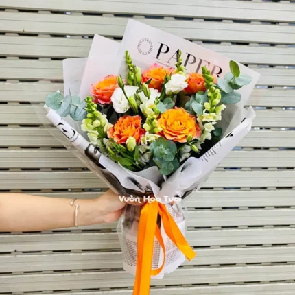 Bó Hoa Hồng Cam Spirit Gói Báo Rực Rỡ Sáng Tạo, Đầy Cảm Hứng