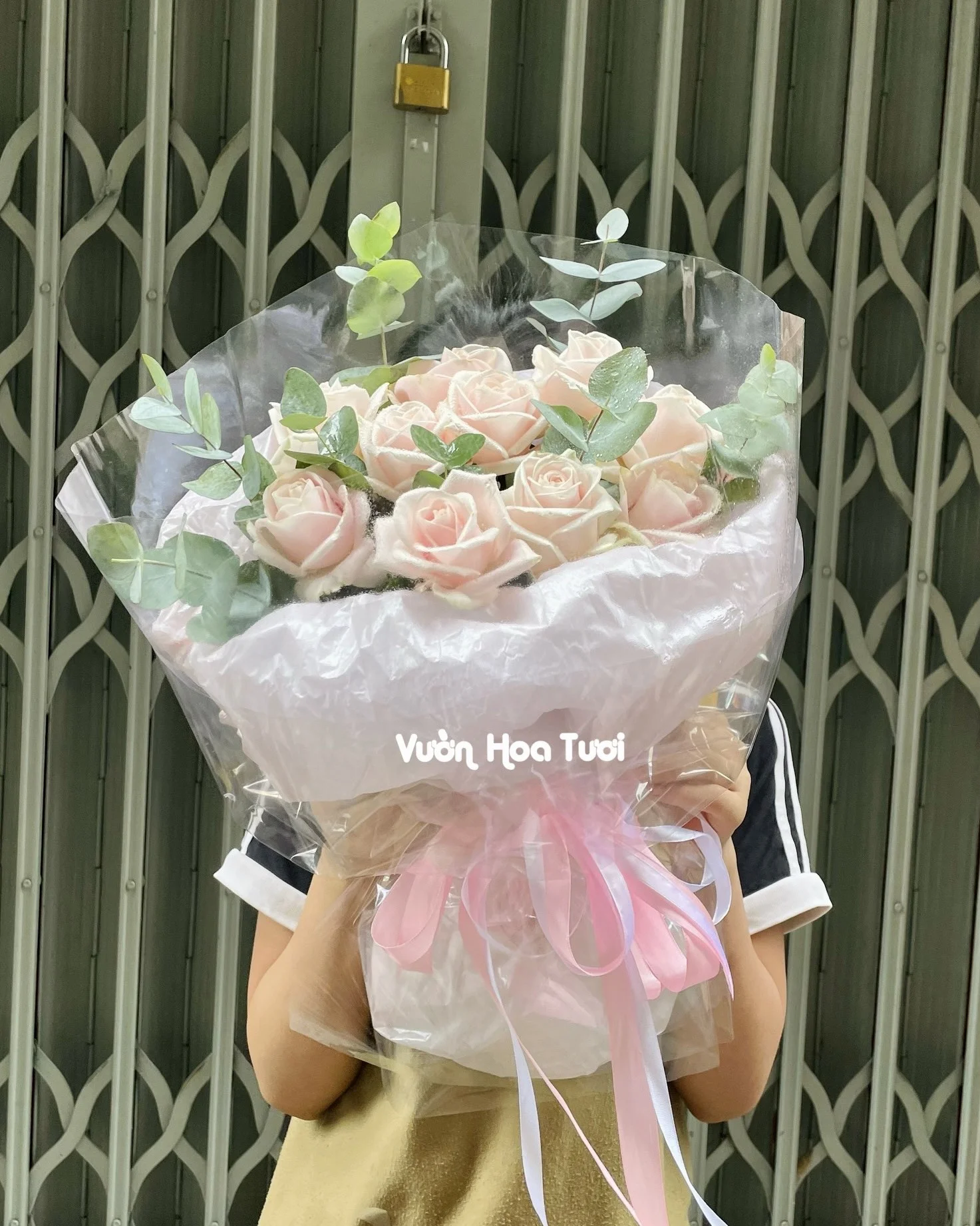 Bó Hoa Sinh Nhật Ngọt Ngào Dịu Dàng, Gửi Trao Yêu Thương Bó Hoa Sinh Nhật Ngọt Ngào Dịu Dàng, Gửi Trao Yêu Thương - Ảnh 1
