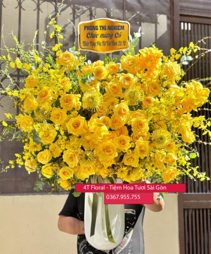Bình Hoa Kiểu Quý Tộc Sang Trọng – Tinh Hoa Phong Cách Hoàng Gia