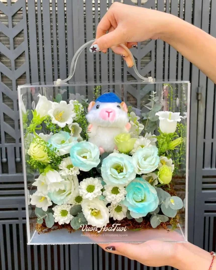 Hộp Hoa Tươi Mica Chuột Xinh Đáng Yêu Quà Tặng Dễ Thương Ngập Tràn Sắc Màu