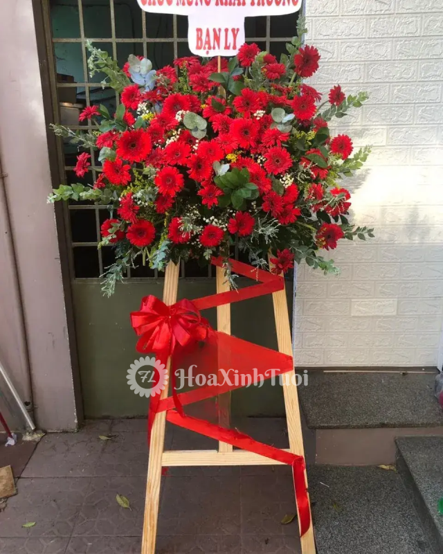Kệ Hoa Sắc Xuân – Đồng Tiền Đỏ May Mắn Khai Trương Thịnh Vượng