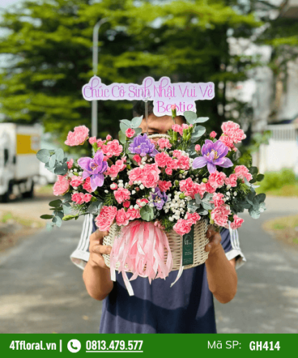 Giỏ Hoa Cẩm Chướng Hồng Lan Tím - Sắc Hoa Ngọt Ngào, Yêu Thương Lan Tỏa