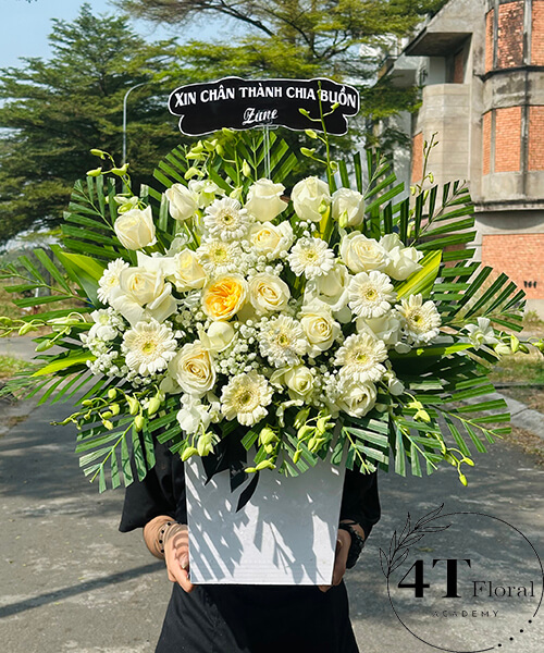 Giỏ Hoa Chia Buồn – Gửi Lời Tiễn Biệt Trang Trọng Giỏ Hoa Chia Buồn - Gửi Lời Tiễn Biệt Trang Trọng - Ảnh 1