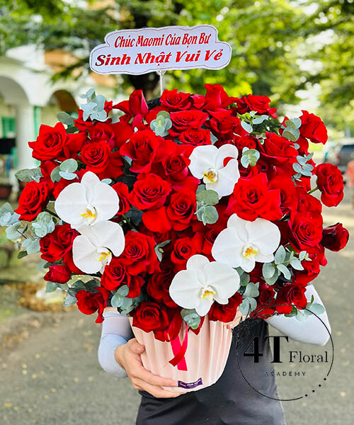 Giỏ Hoa Đẹp Kiểu Hiện Đại – Sắc Màu Tươi Mới, Phong Cách Thanh Lịch Giỏ Hoa Đẹp Kiểu Hiện Đại - Sắc Màu Tươi Mới, Phong Cách Thanh Lịch - Ảnh 1