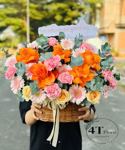 Giỏ Hoa Phăng Hồng Mix Hồng Cam – Phong Cách Ngọt Ngào Tươi Sáng