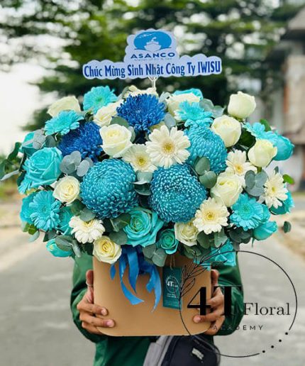 Giỏ Hoa Tone Xanh Trắng – Sắc Màu Thanh Khiết, Tươi Mát