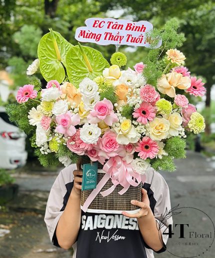 Giỏ Hoa Tươi Mạnh Mẽ – Sắc Màu Tỏa Sáng