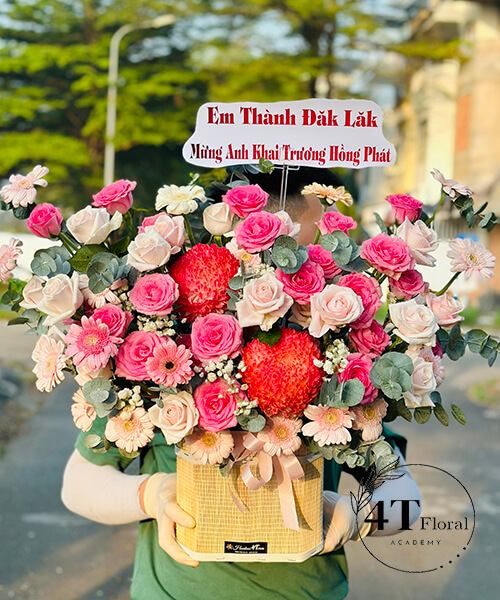 Giỏ Hoa Chúc Mừng Sinh Nhật – Gửi Trao Yêu Thương Ngọt Ngào Giỏ Hoa Chúc Mừng Sinh Nhật - Gửi Trao Yêu Thương Ngọt Ngào - Ảnh 1