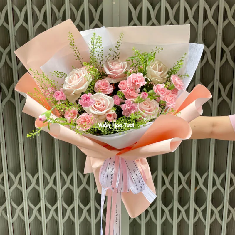 Bó Hoa Hồng Sinh Nhật Rạng Rỡ Nụ Cười Bó Hoa Hồng Sinh Nhật Rạng Rỡ Nụ Cười - Ảnh 1
