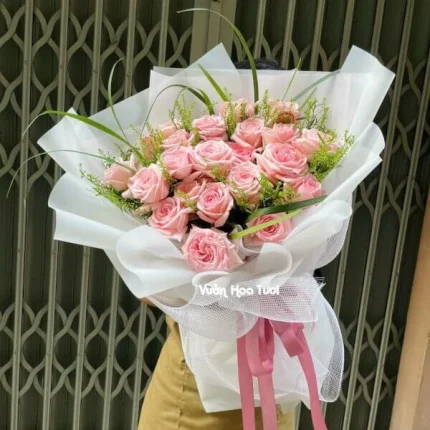 Bó Hoa Hồng Ohara Trắng Thiên Thần Vẻ Đẹp Xinh Xắn Thuần Khiết