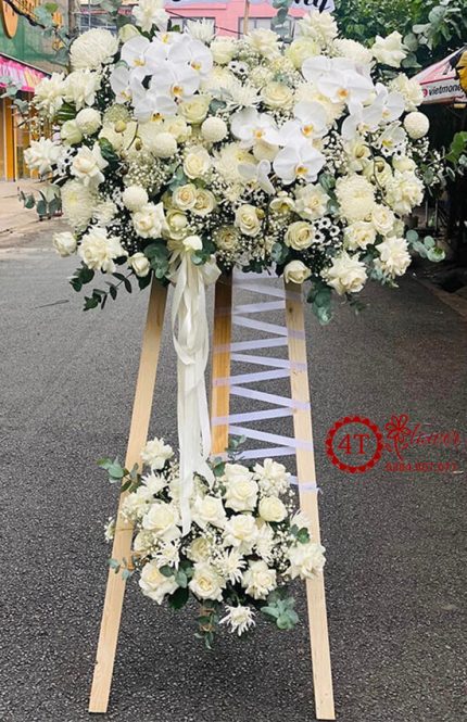 Kệ Hoa Viếng Đám Tang Đẹp – Thành Kính Phân Ưu