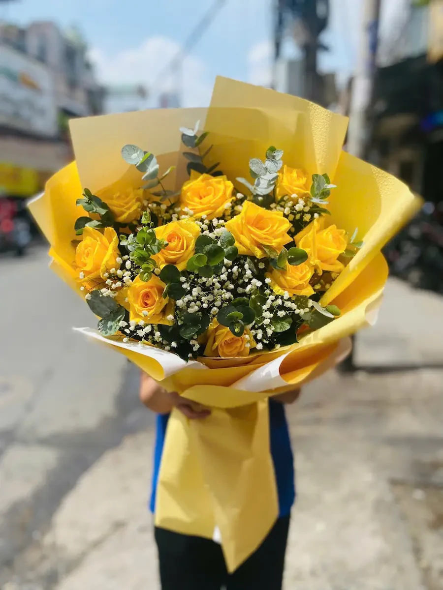 Bó Hoa Hồng Vàng Gửi Nắng Cho Em – Nắng Ấm Ngập Tràn Yêu Thương Bó Hoa Hồng Vàng Gửi Nắng Cho Em - Nắng Ấm Ngập Tràn Yêu Thương - Ảnh 1