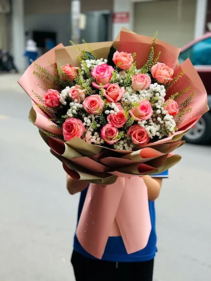 Bó Hoa Hồng Hương Sắc Tình Yêu Nồng Nàn – Rực Rỡ Sắc Hồng Yêu Thương