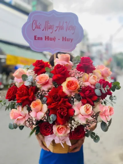 Giỏ Hoa Hồng Nữ Thần Tình Yêu - Sắc Màu Đam Mê Và Lãng Mạn