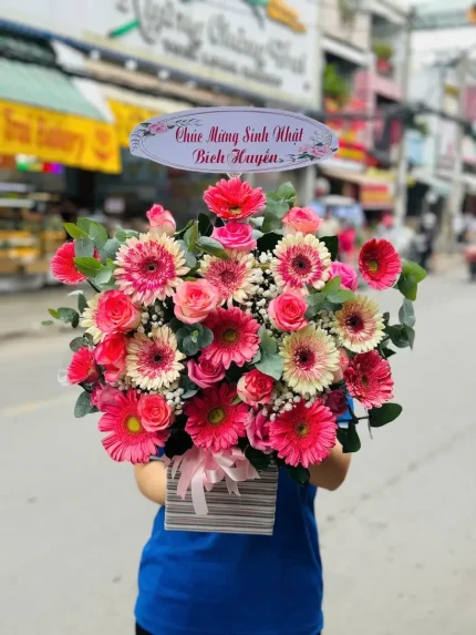 Giỏ Hoa Đồng Tiền Nắng Hạ Trong Tim – Gửi Yêu Thương Tinh Khôi
