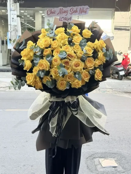 Bó Hoa Hồng Vàng Chạm Đến Hạnh Phúc – Rực Rỡ Niềm Vui Trọn Vẹn