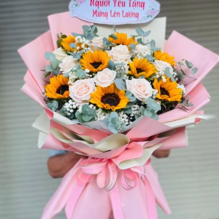 Bó Hoa Hướng Dương Thăng Hoa Sự Nghiệp – Rực Rỡ Khởi Đầu Mới